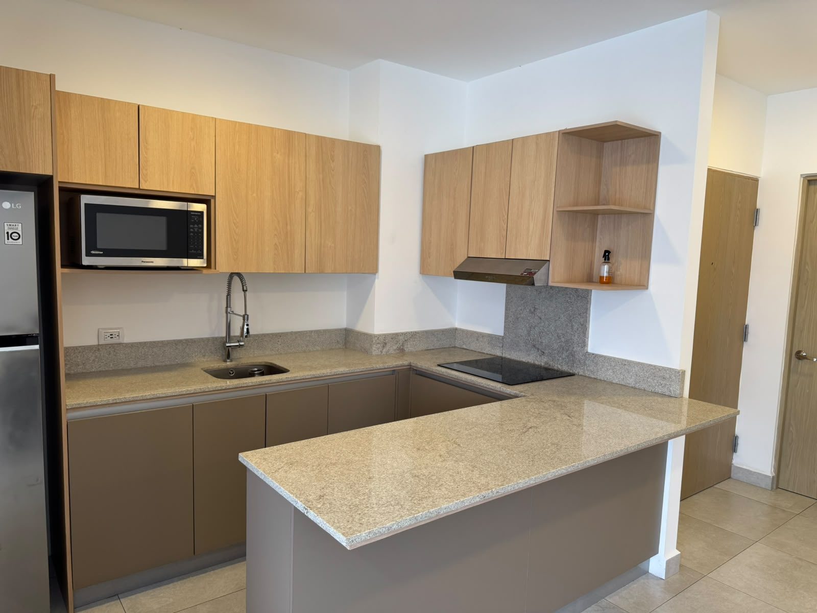 DEPARTAMENTO EN RENTA TORRE LUZIA ZONA CENTRO — imagen 3