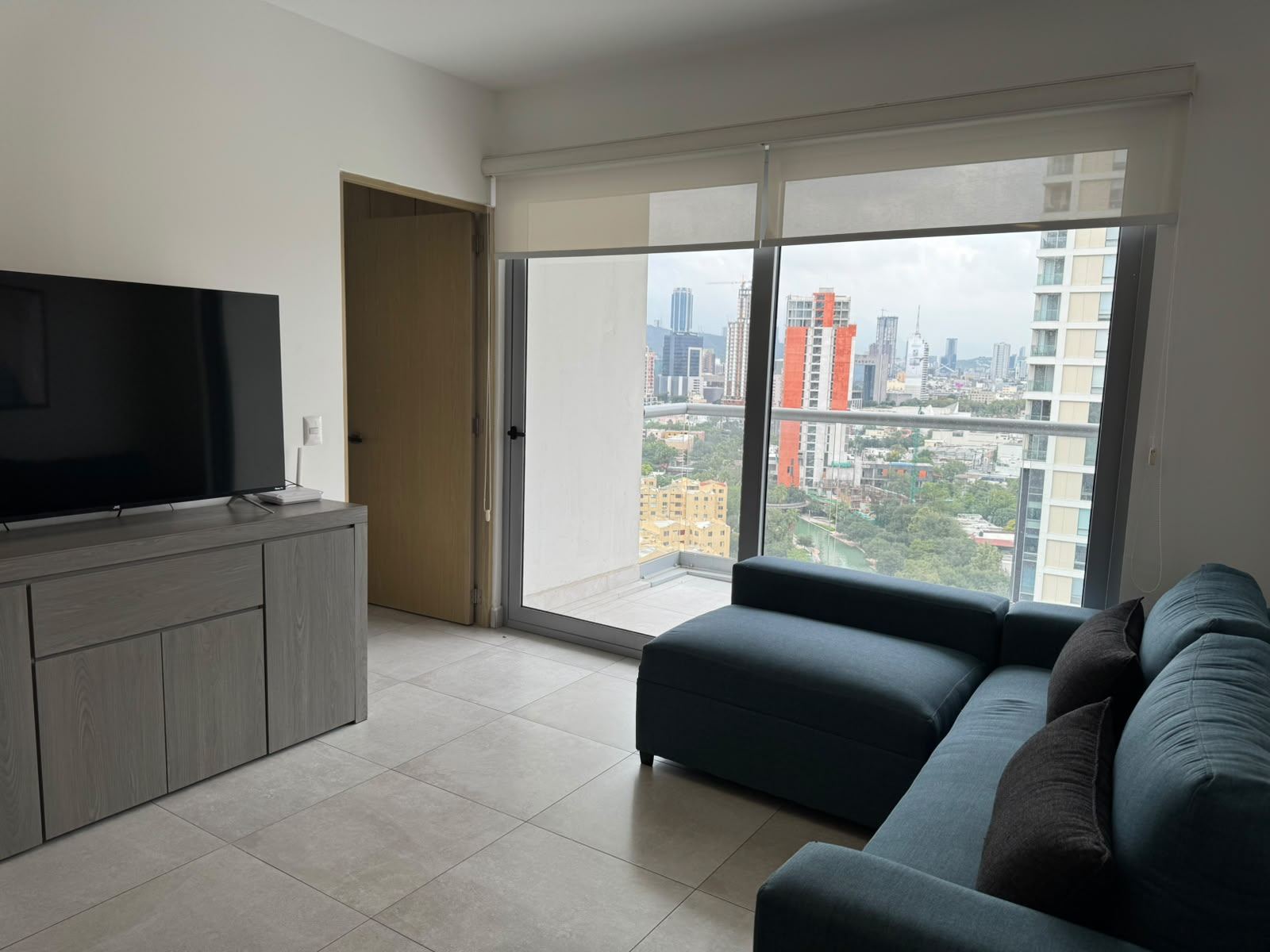 DEPARTAMENTO EN RENTA TORRE LUZIA ZONA CENTRO — imagen 4