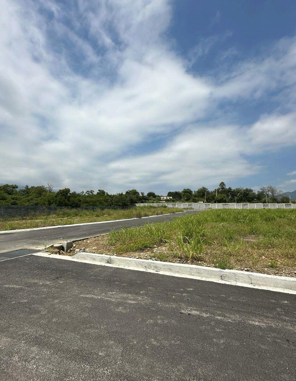 TERRENO EN VENTA VIÑEDOS DE SANTA CECILIA ZONA CARRETERA NACIONAL — imagen 3